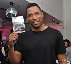 Vis is at The Bus Stop